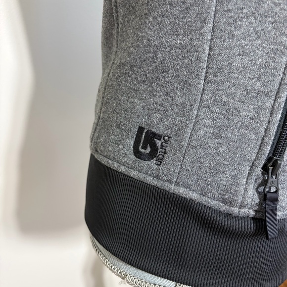 Burton Grey Sleeveless Hoodie Vest XSmall. - Picture 6 of 11